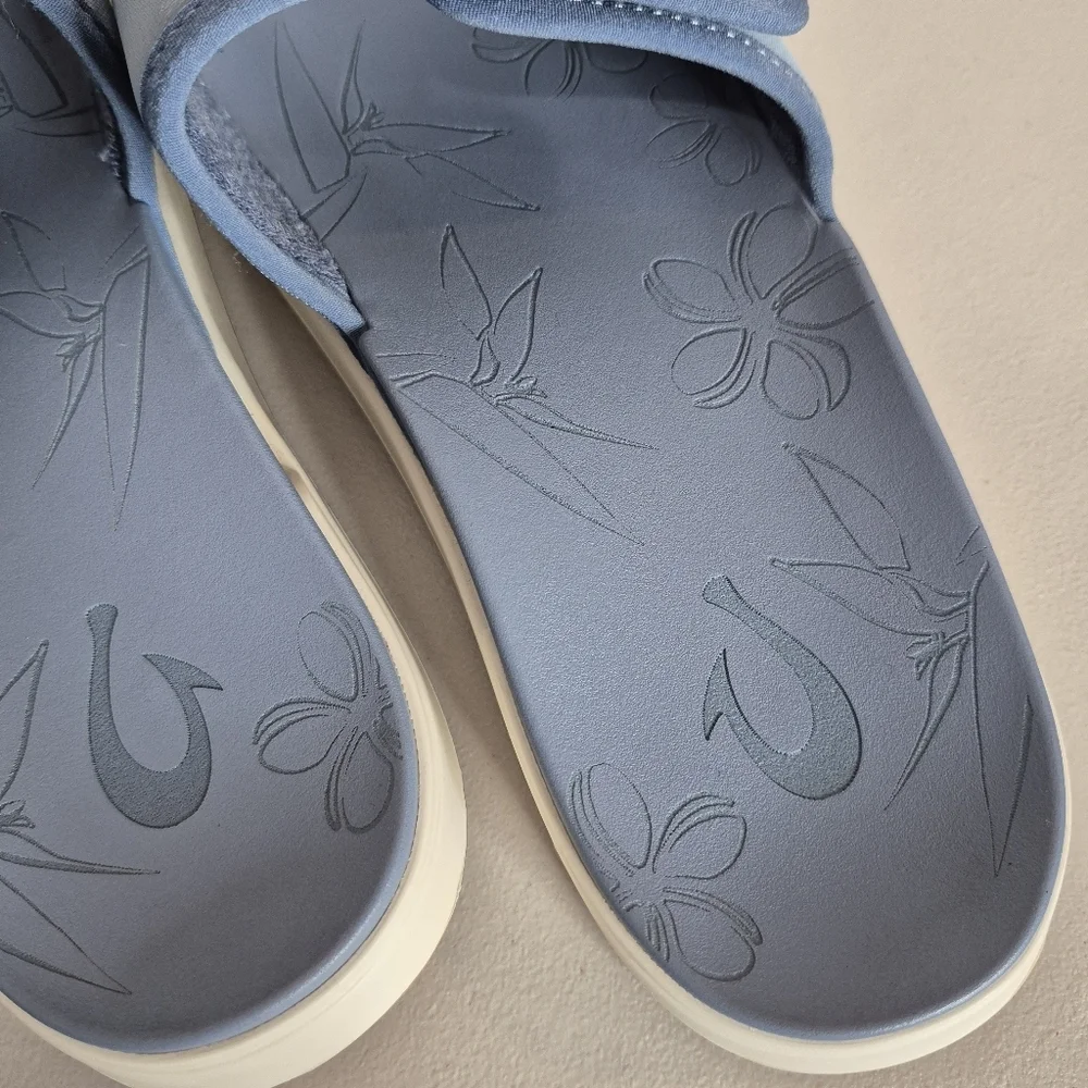 OluKai Nu'a 'Olu Slide Sandals - Size 9 - Picture 11 of 15